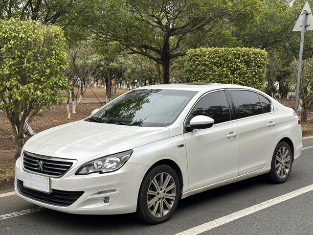 Peugeot 408