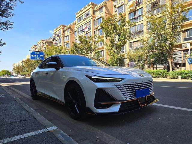 Changan UNI-V