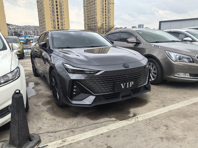 Changan UNI-V