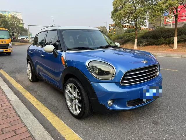 MINI COUNTRYMAN