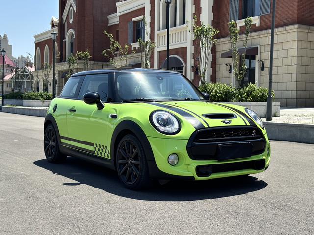 MINI MINI