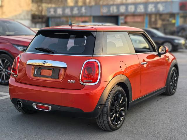 MINI MINI