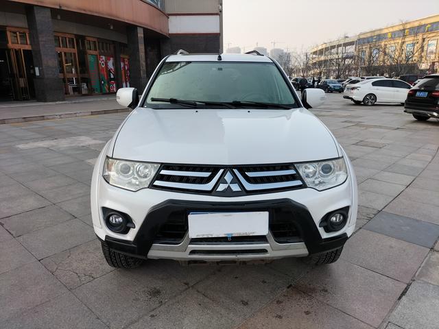 Mitsubishi Pajero Jinchang