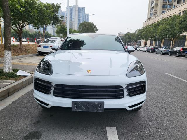 Porsche Cayenne Coupe