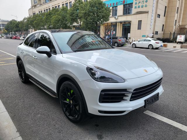 Porsche Cayenne Coupe