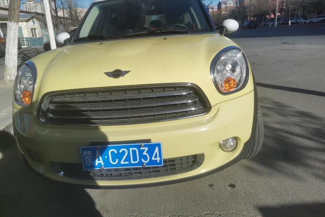 MINI COUNTRYMAN