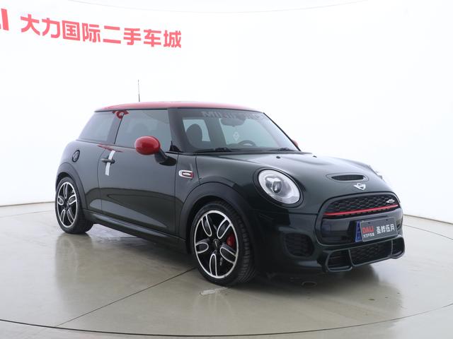 MINI JCW