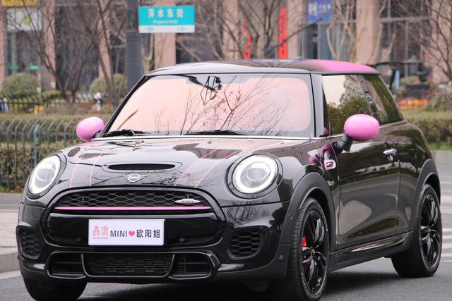 MINI JCW