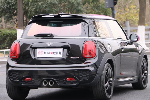 MINI JCW