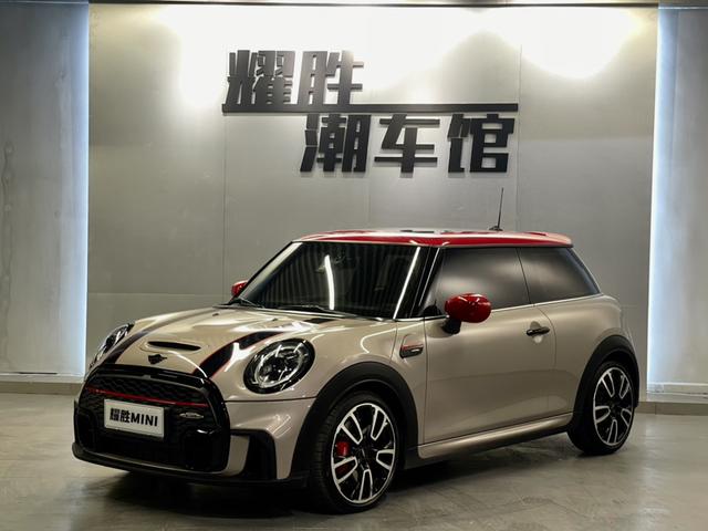 MINI JCW