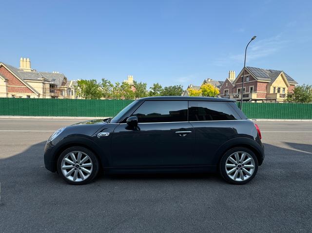 MINI MINI