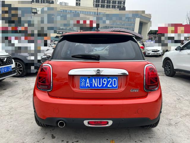 MINI MINI