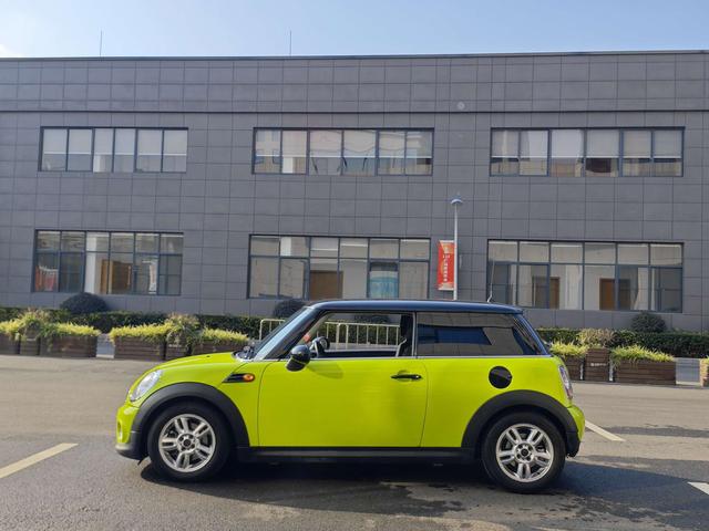 MINI MINI