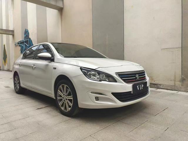 Peugeot 408