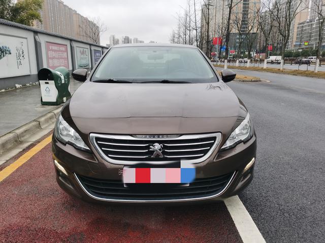 Peugeot 408