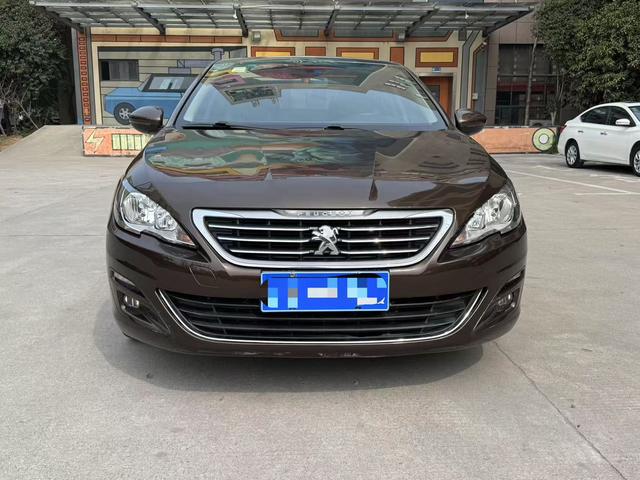 Peugeot 408