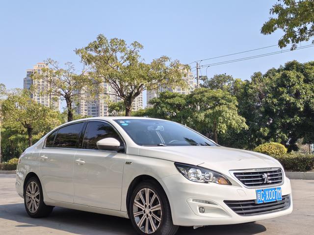 Peugeot 408