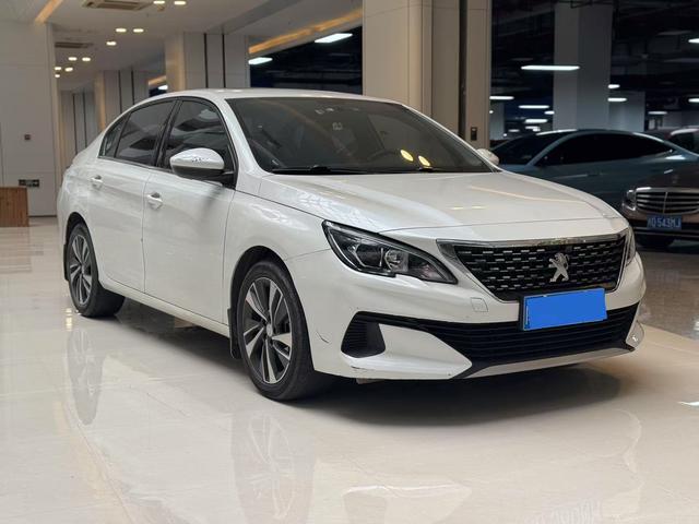 Peugeot 408