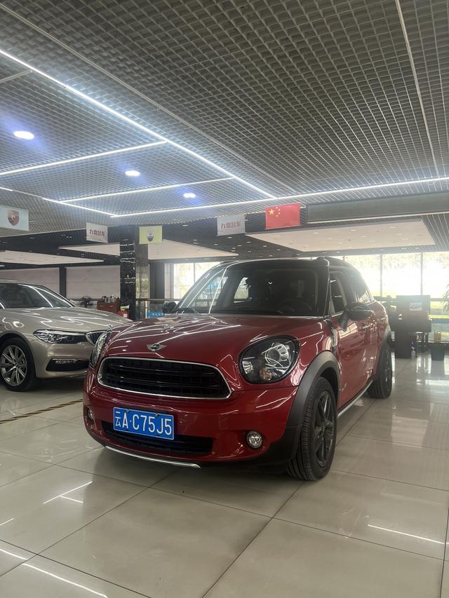 MINI COUNTRYMAN