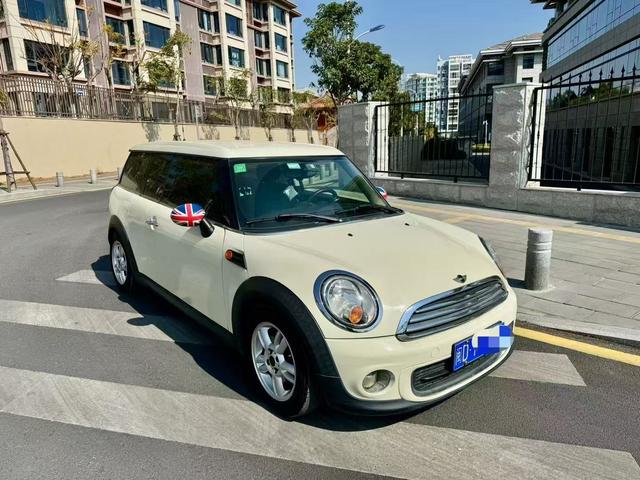 MINI CLUBMAN