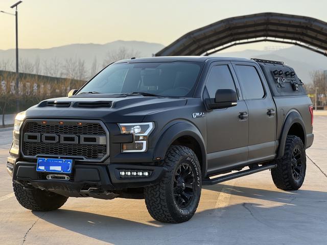 Ford F-150 Raptor