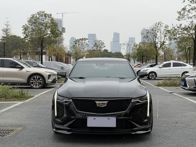 Cadillac CT4