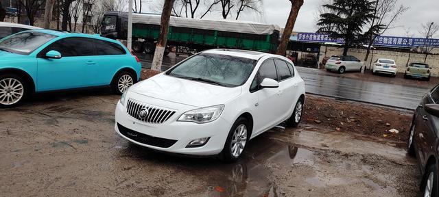 Buick Yinglang