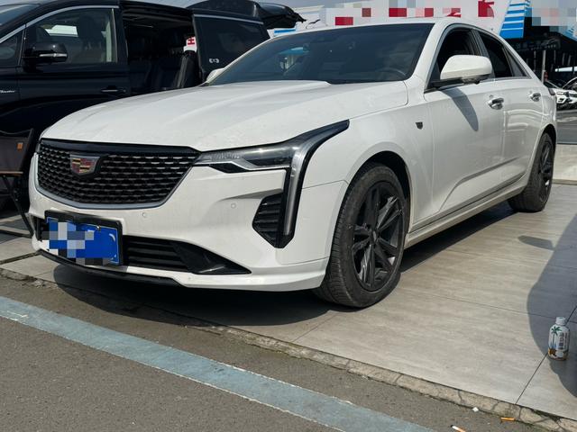 Cadillac CT4