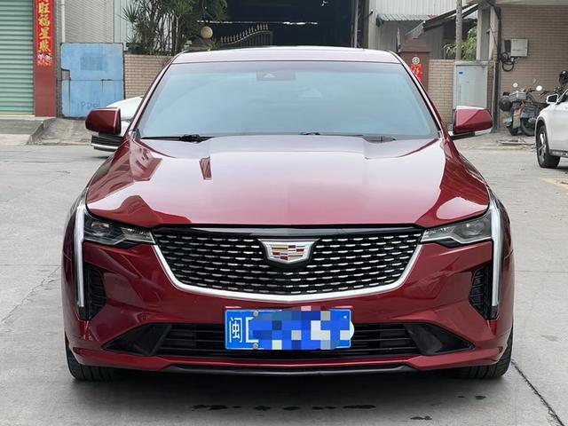 Cadillac CT4