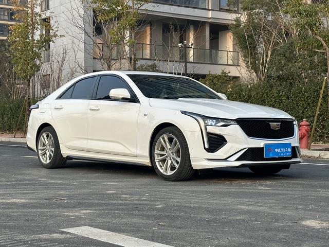 Cadillac CT4