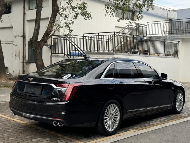 Cadillac CT6