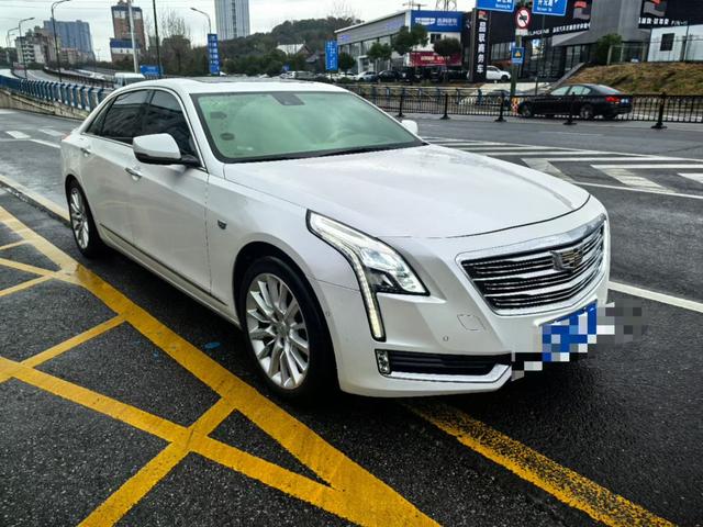 Cadillac CT6