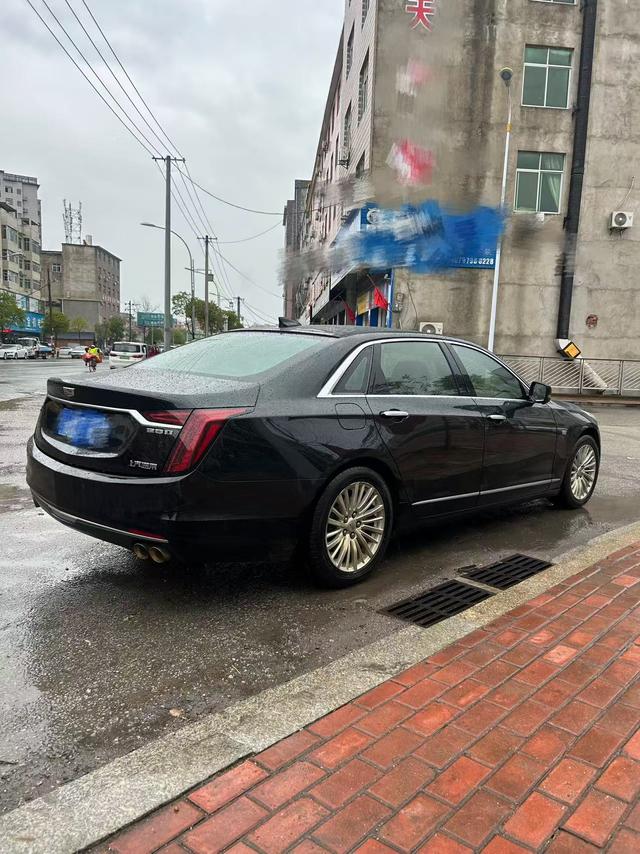 Cadillac CT6