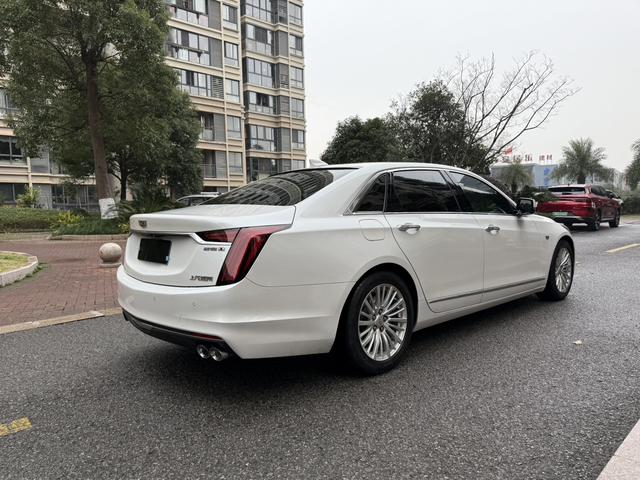 Cadillac CT6