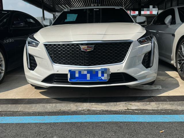 Cadillac CT6