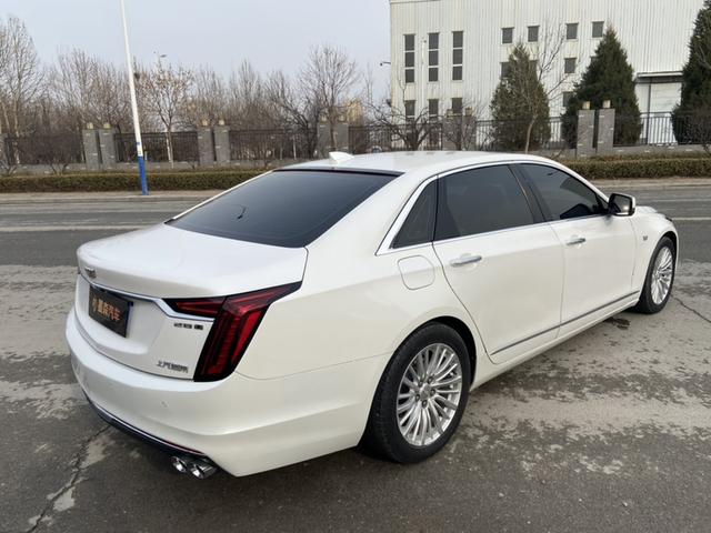 Cadillac CT6