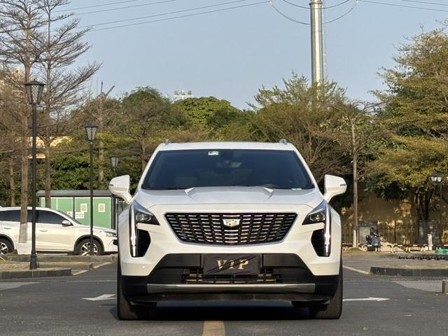 Cadillac XT4