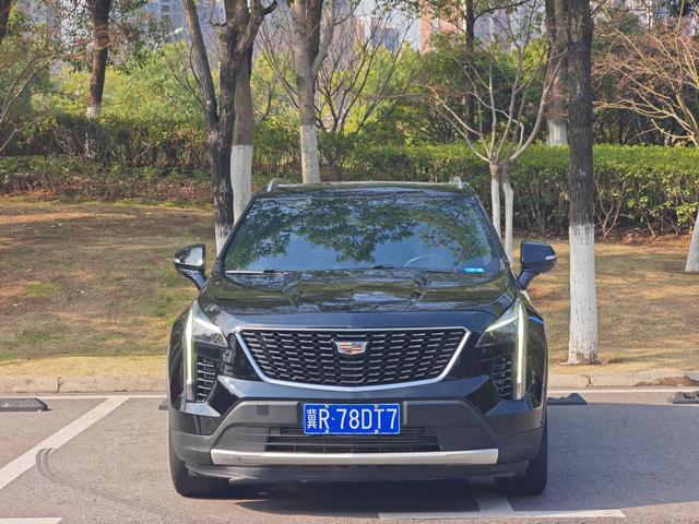 Cadillac XT4