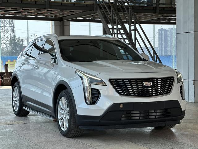 Cadillac XT4