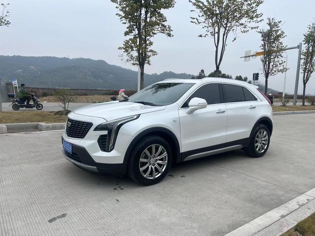 Cadillac XT4