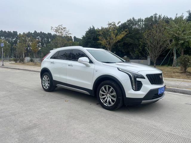 Cadillac XT4