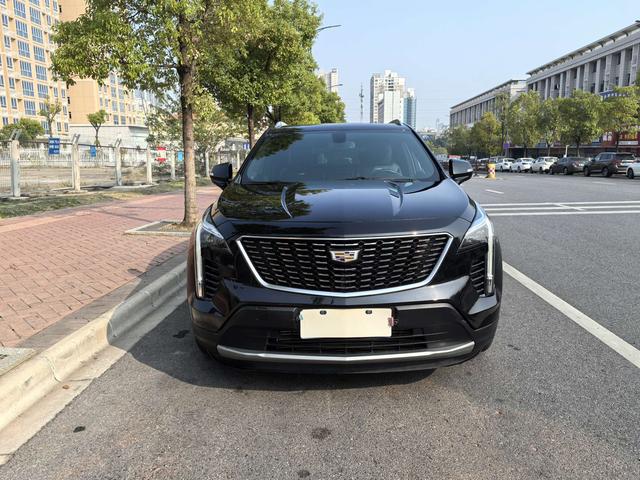 Cadillac XT4