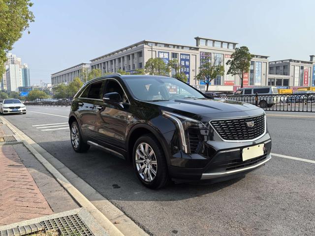 Cadillac XT4