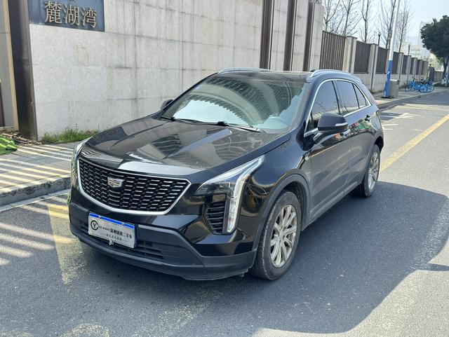 Cadillac XT4