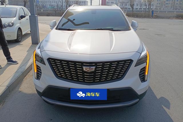 Cadillac XT4