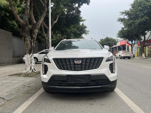 Cadillac XT4