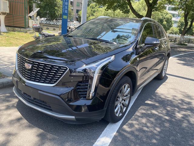 Cadillac XT4