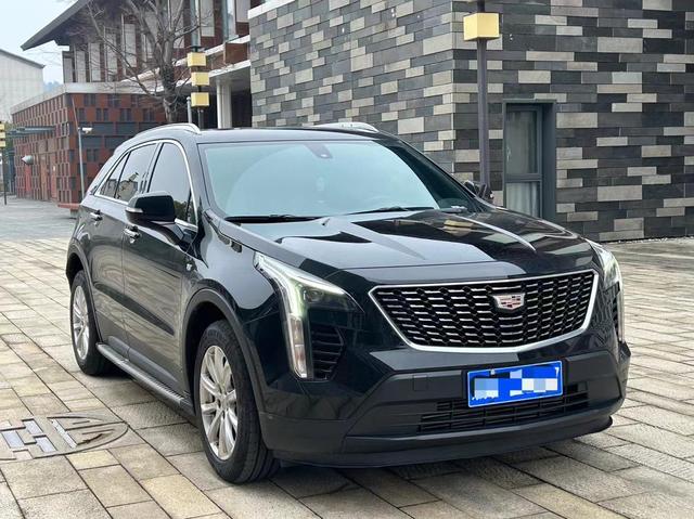 Cadillac XT4