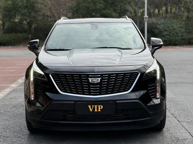 Cadillac XT4