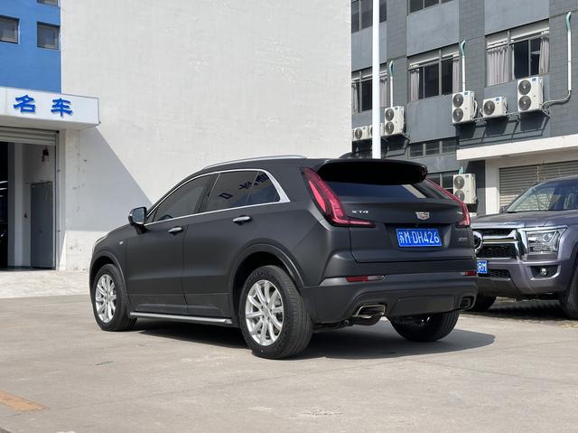 Cadillac XT4